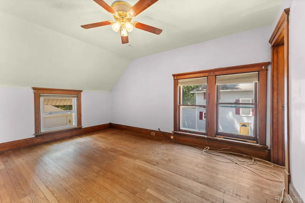 138 E Square Lake Road Troy City MI 48085