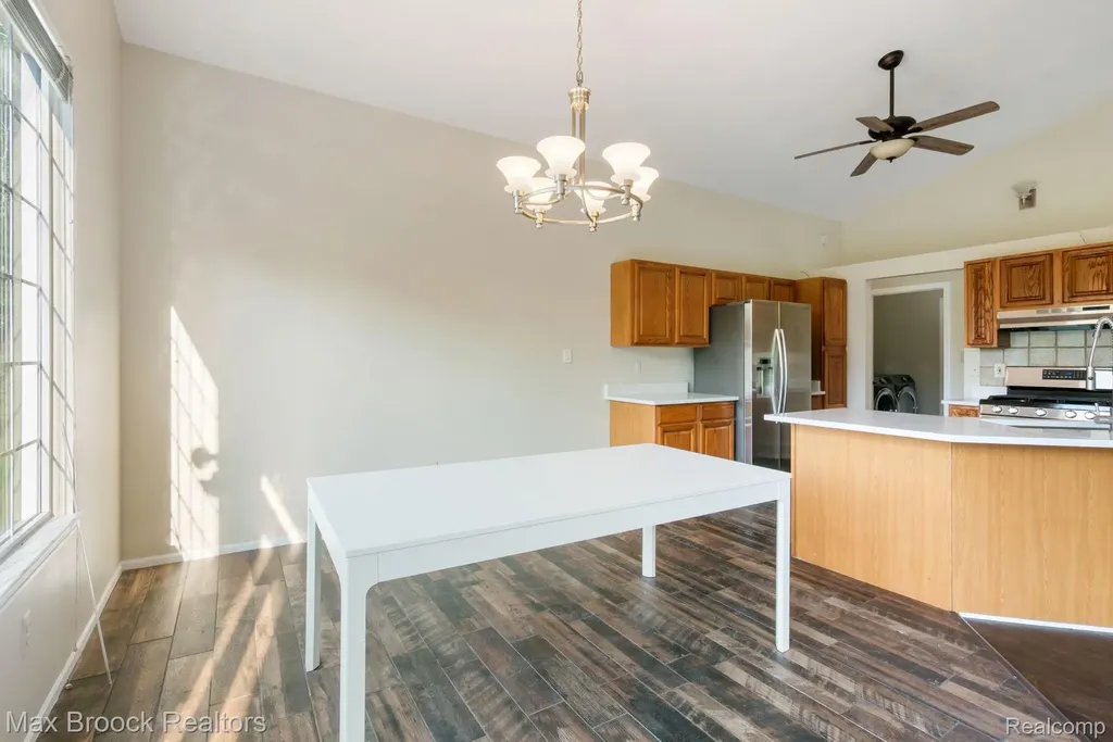 2165 Oakwood Road Brandon Charter Township MI 48462