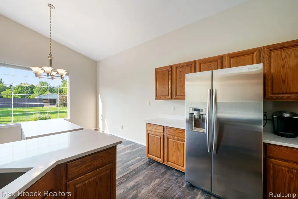 2165 Oakwood Road Brandon Charter Township MI 48462