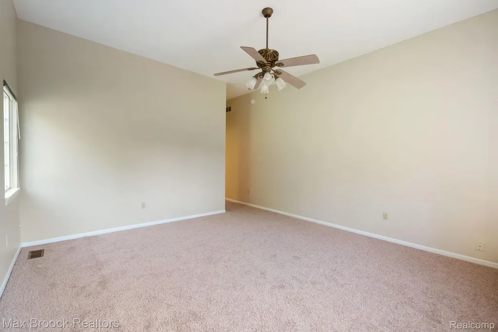 2165 Oakwood Road Brandon Charter Township MI 48462