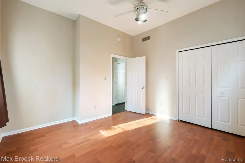 2165 Oakwood Road Brandon Charter Township MI 48462