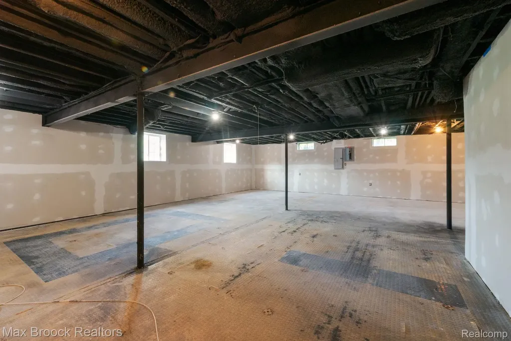 2165 Oakwood Road Brandon Charter Township MI 48462