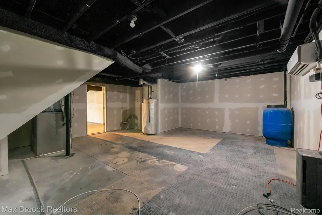 2165 Oakwood Road Brandon Charter Township MI 48462