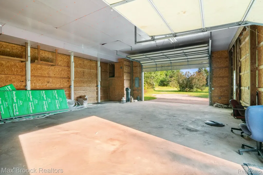 2165 Oakwood Road Brandon Charter Township MI 48462