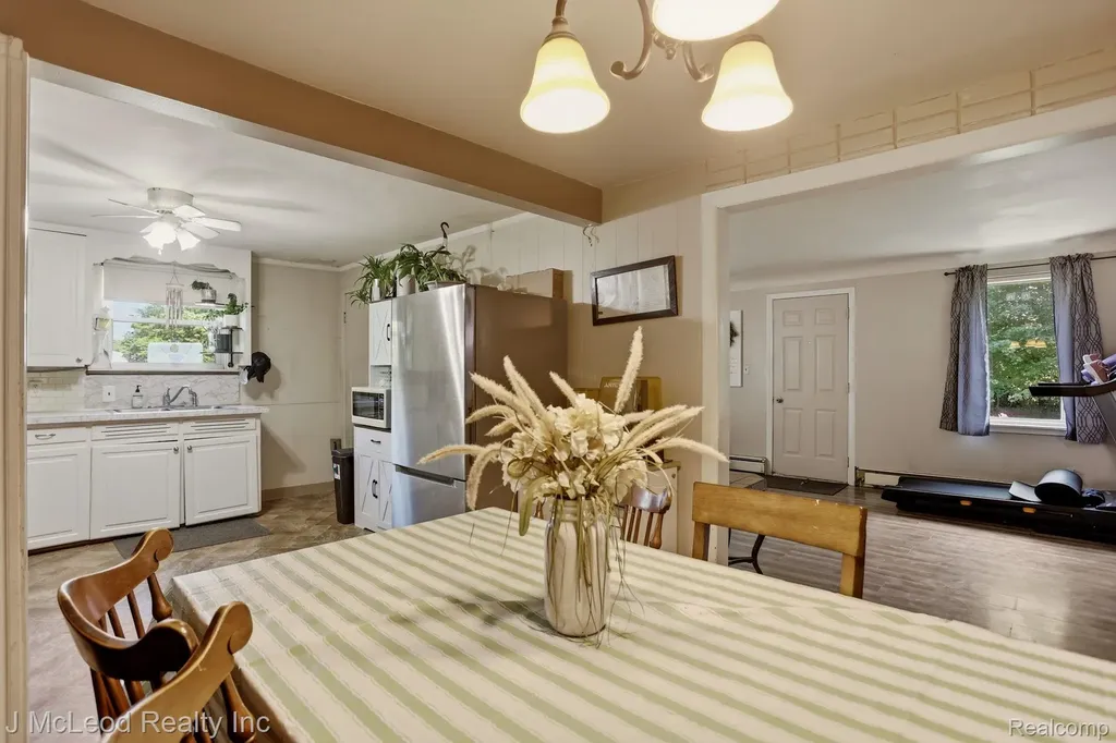 1170 W Dodge Road Vienna Charter Township MI 48420