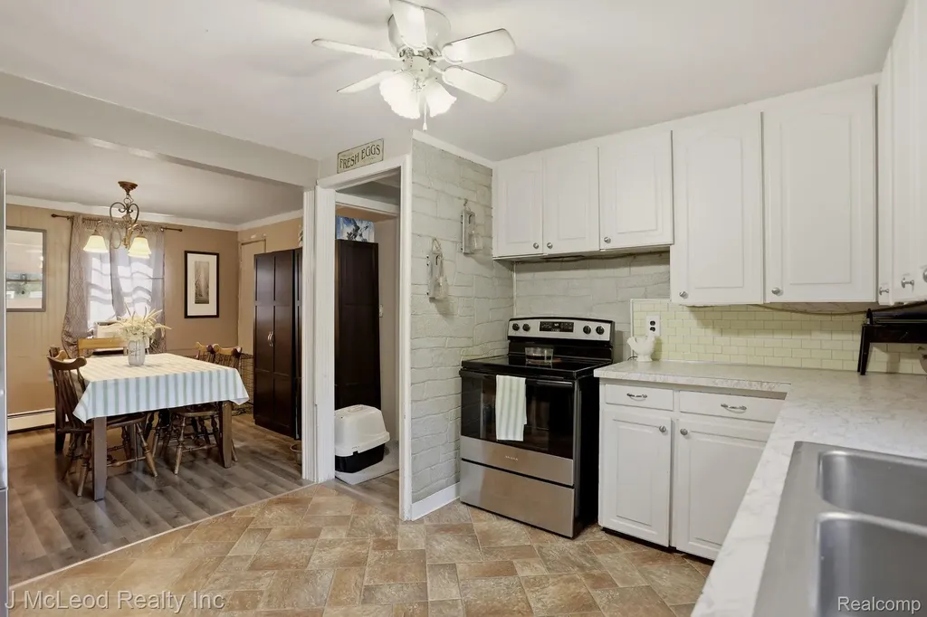 1170 W Dodge Road Vienna Charter Township MI 48420