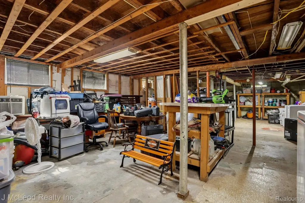 1170 W Dodge Road Vienna Charter Township MI 48420