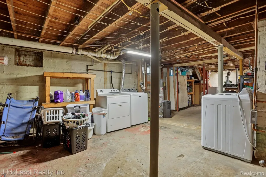 1170 W Dodge Road Vienna Charter Township MI 48420