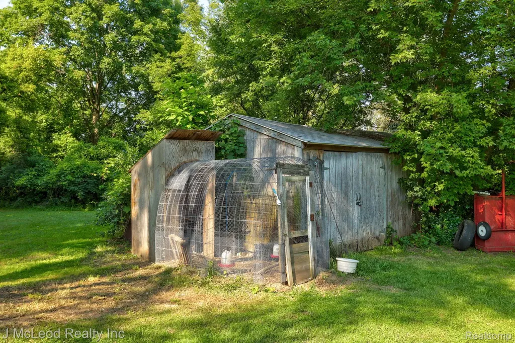 1170 W Dodge Road Vienna Charter Township MI 48420