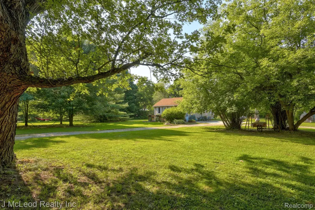 1170 W Dodge Road Vienna Charter Township MI 48420