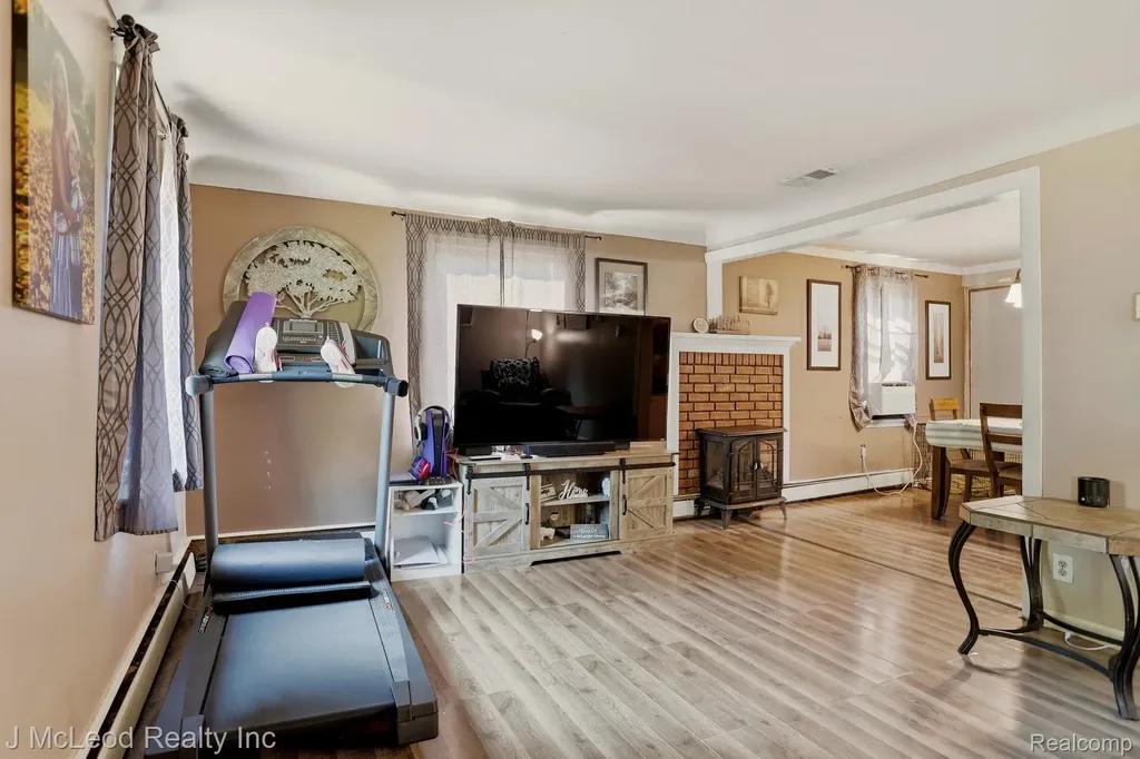 1170 W Dodge Road Vienna Charter Township MI 48420