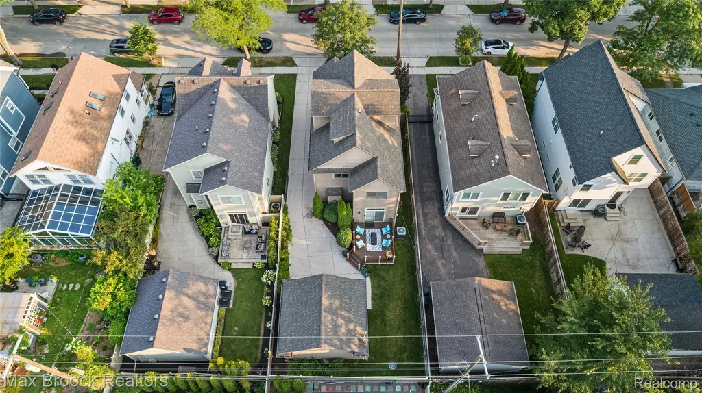 1335 Webster Street Birmingham City MI 48009