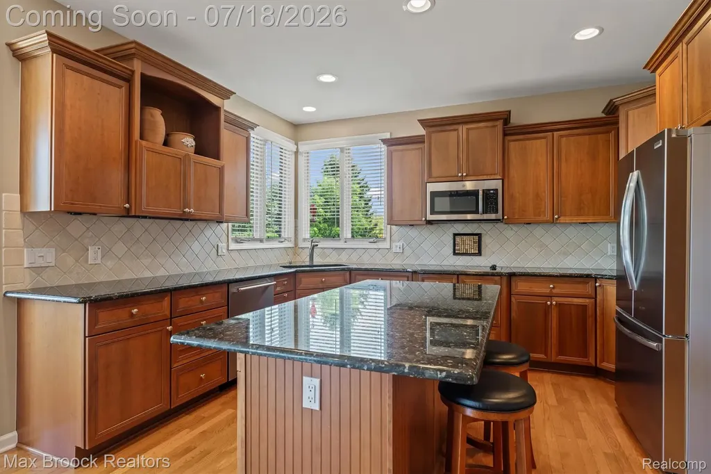 54878 Grenelefe Circle E Lyon Charter Township MI 48178