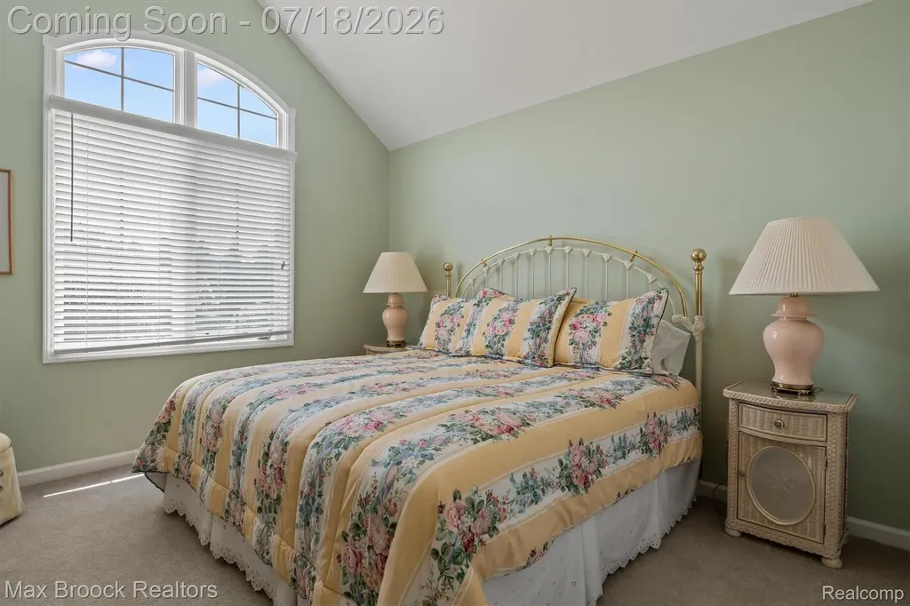 54878 Grenelefe Circle E Lyon Charter Township MI 48178