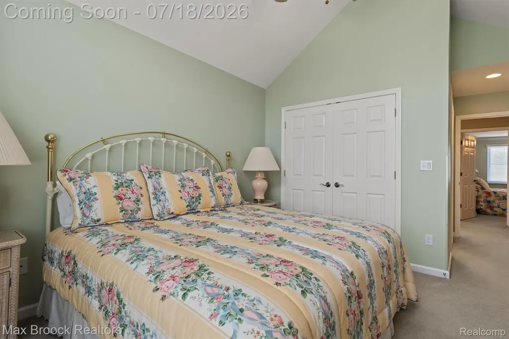 54878 Grenelefe Circle E Lyon Charter Township MI 48178
