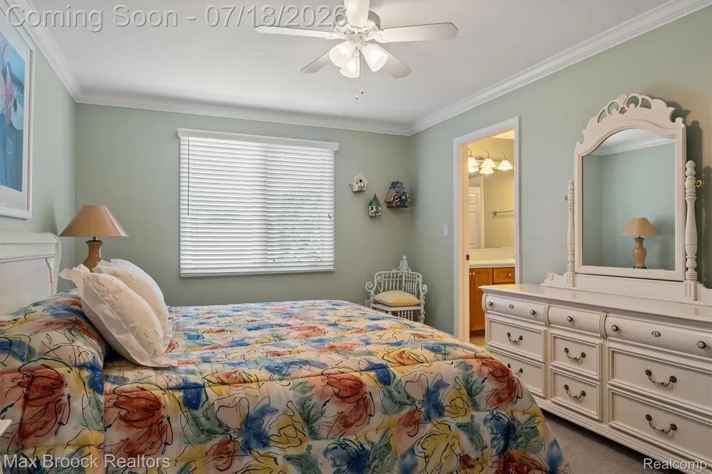 54878 Grenelefe Circle E Lyon Charter Township MI 48178