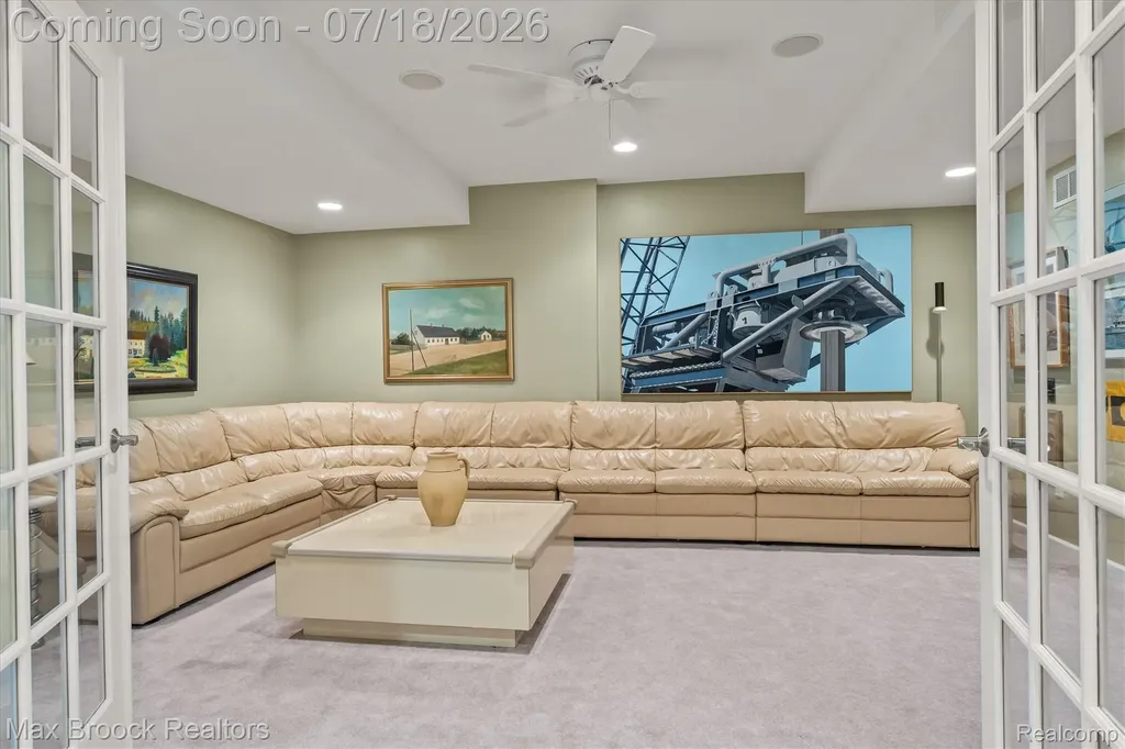 54878 Grenelefe Circle E Lyon Charter Township MI 48178
