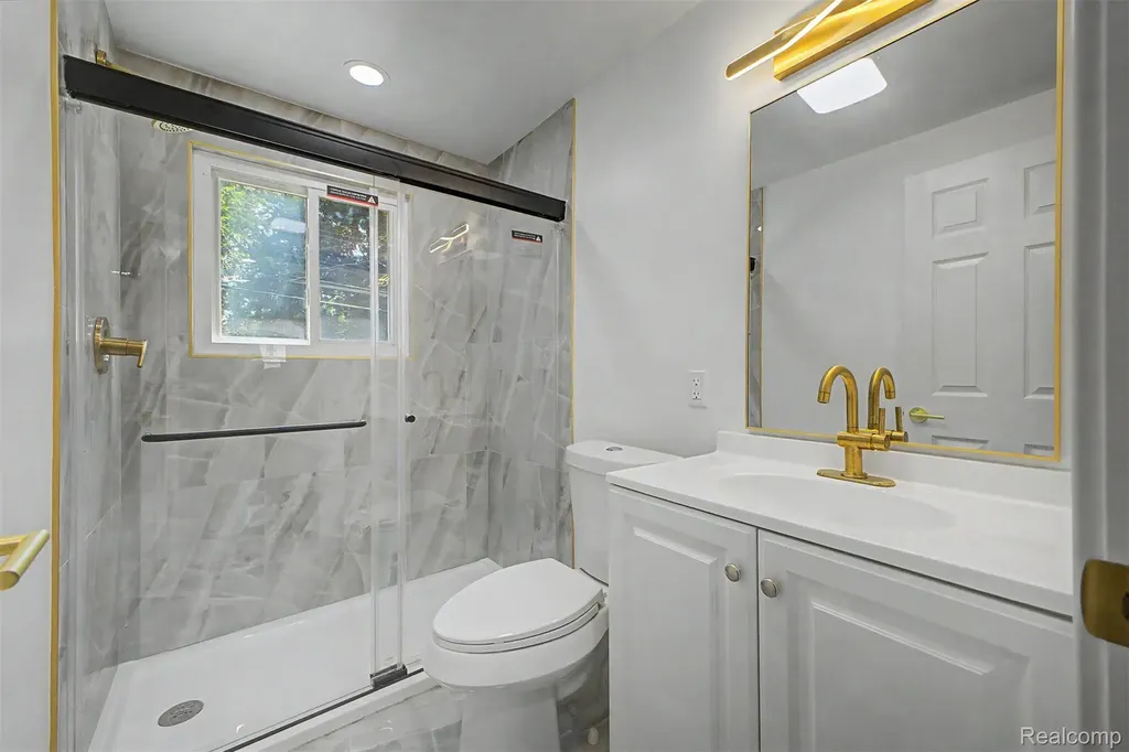 2313 Saint Joseph Street West Bloomfield Charter Township MI 48324
