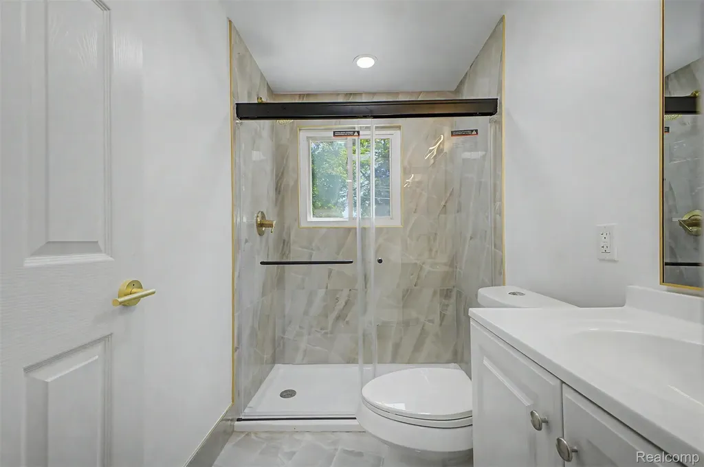 2313 Saint Joseph Street West Bloomfield Charter Township MI 48324