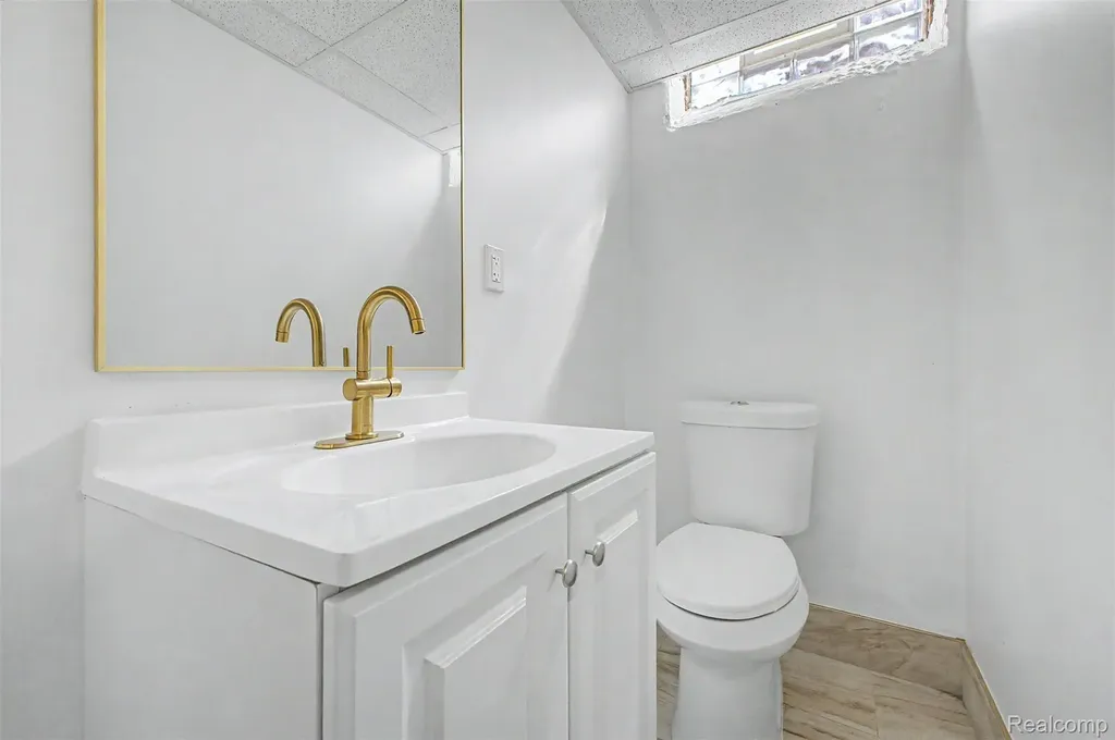 2313 Saint Joseph Street West Bloomfield Charter Township MI 48324