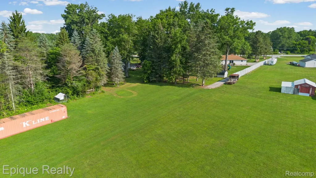 5155 Gratiot Avenue St. Clair Township MI 48079