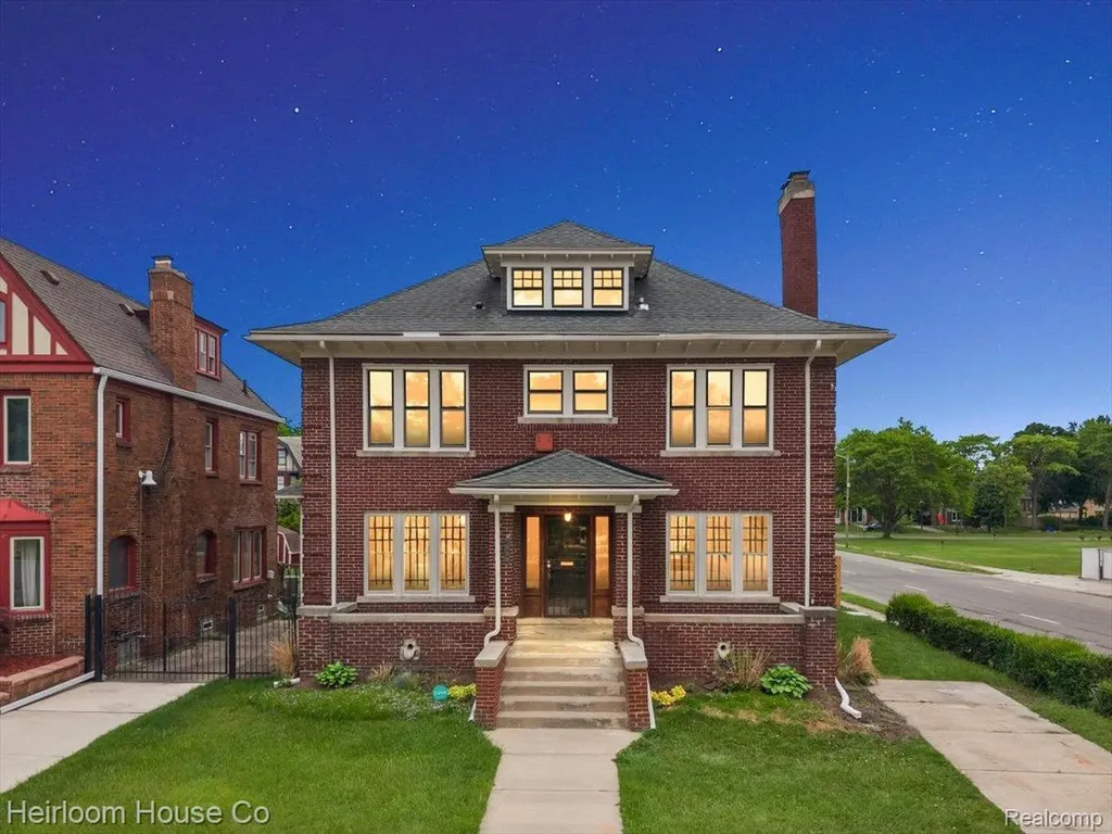 1755 W Boston Boulevard Detroit City MI 48206