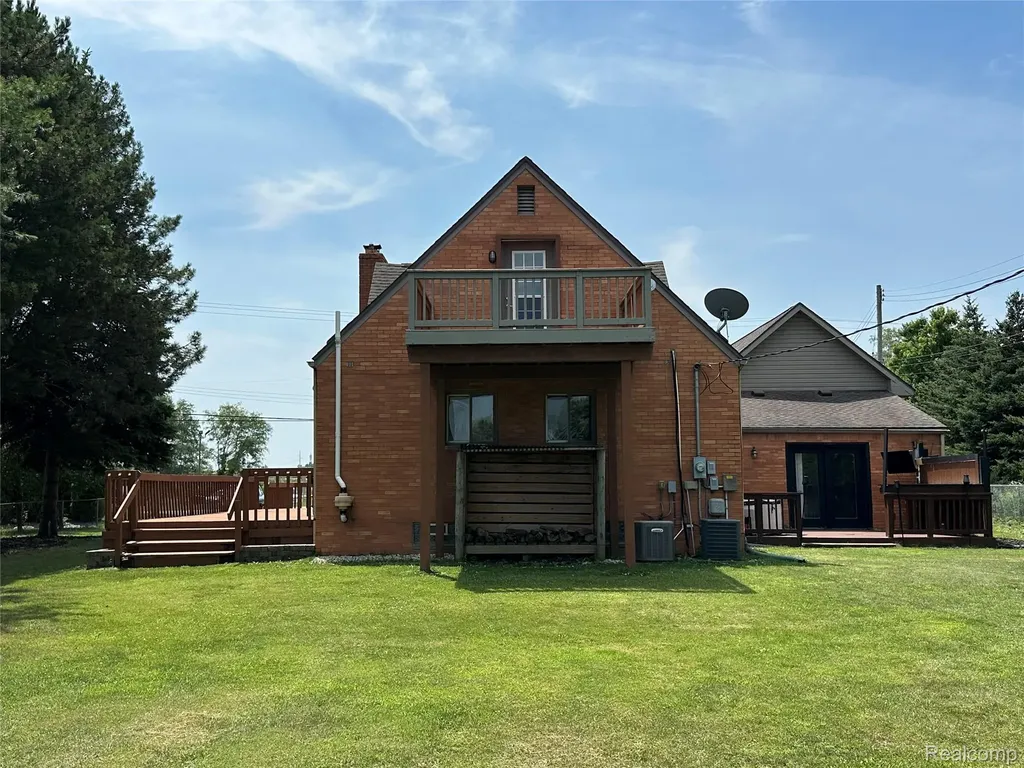 8315 Hilton Road Brighton Township MI 48114