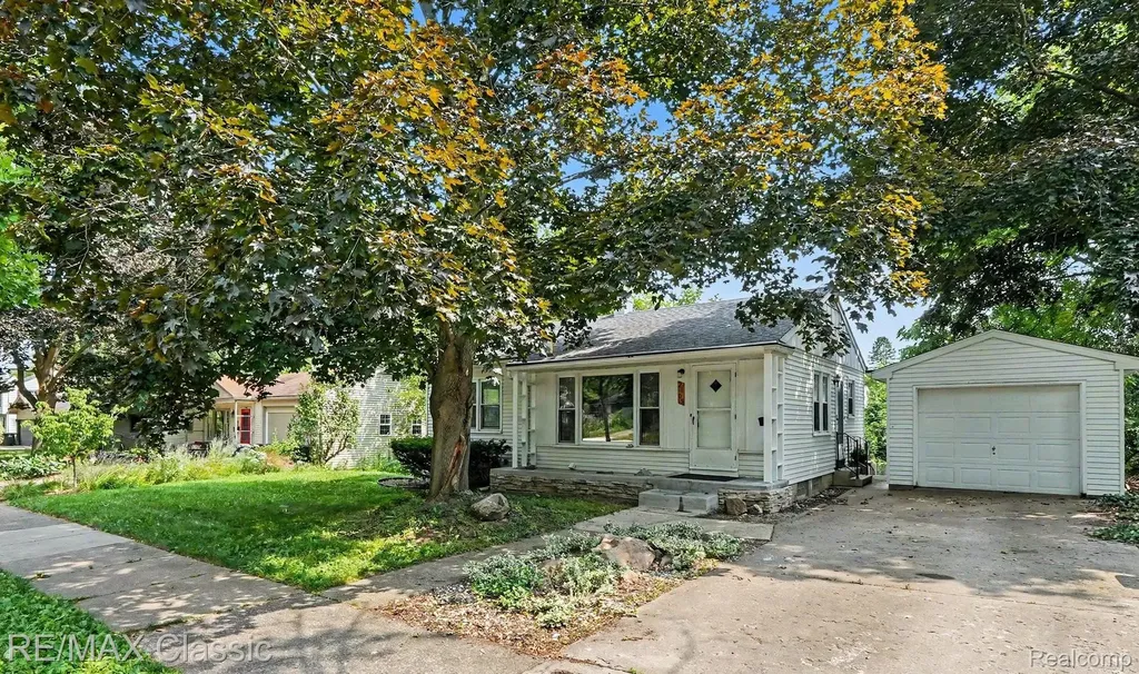 2105 Charlton Avenue Ann Arbor City MI 48103