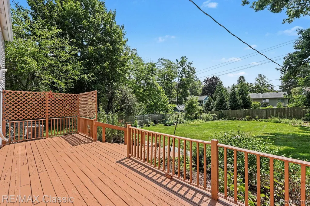 2105 Charlton Avenue Ann Arbor City MI 48103