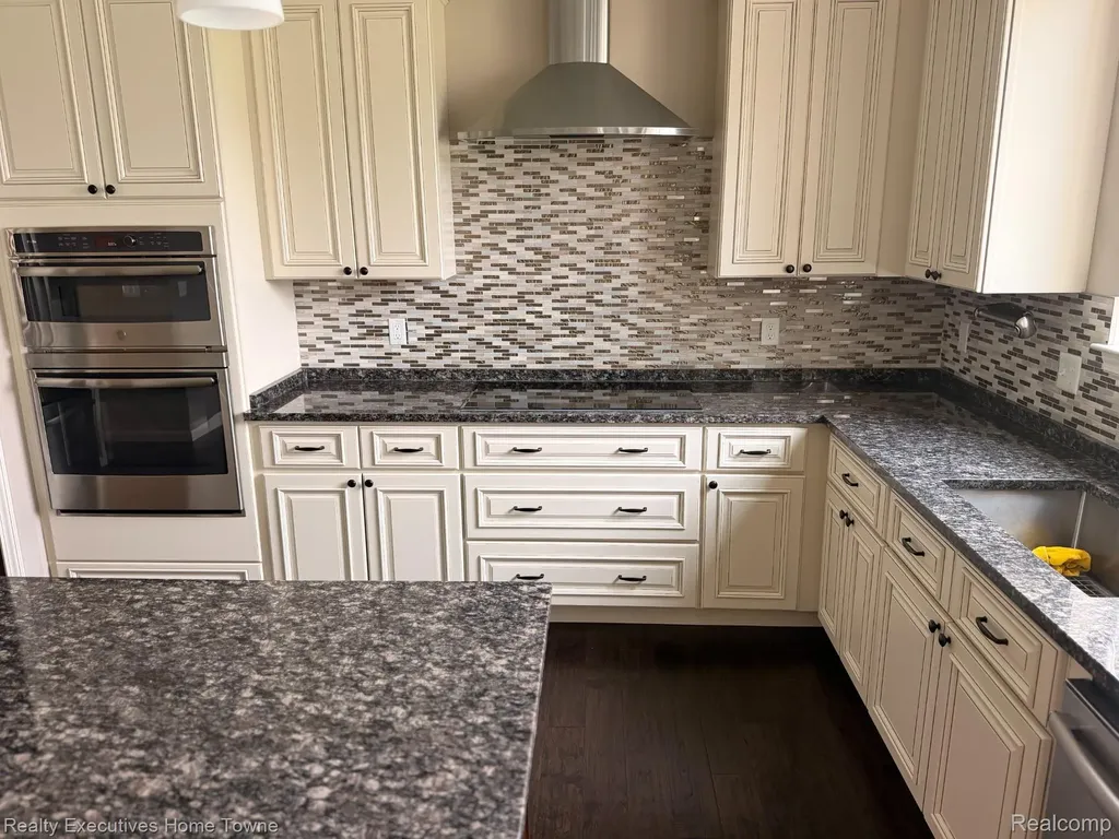 20835 S Miles Street Clinton Charter Township MI 48036