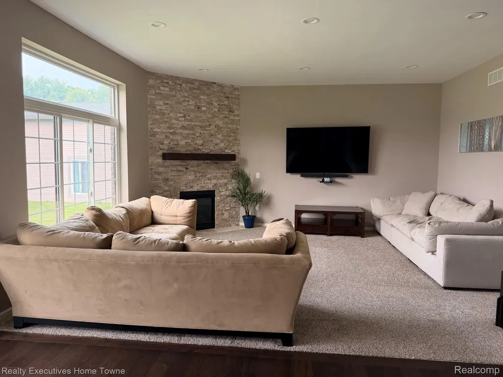 20835 S Miles Street Clinton Charter Township MI 48036
