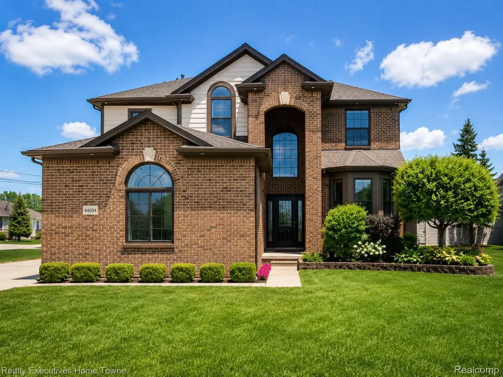 20835 S Miles Street Clinton Charter Township MI 48036
