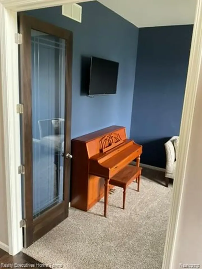 20835 S Miles Street Clinton Charter Township MI 48036