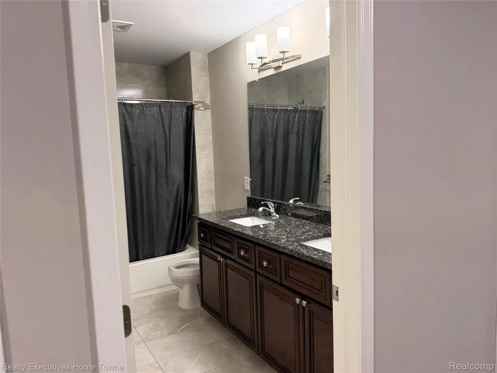 20835 S Miles Street Clinton Charter Township MI 48036