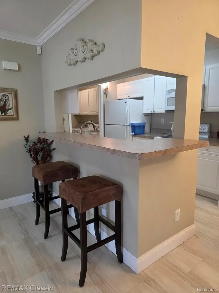 3391 Tremonte Circle S Oakland Charter Township MI 48306