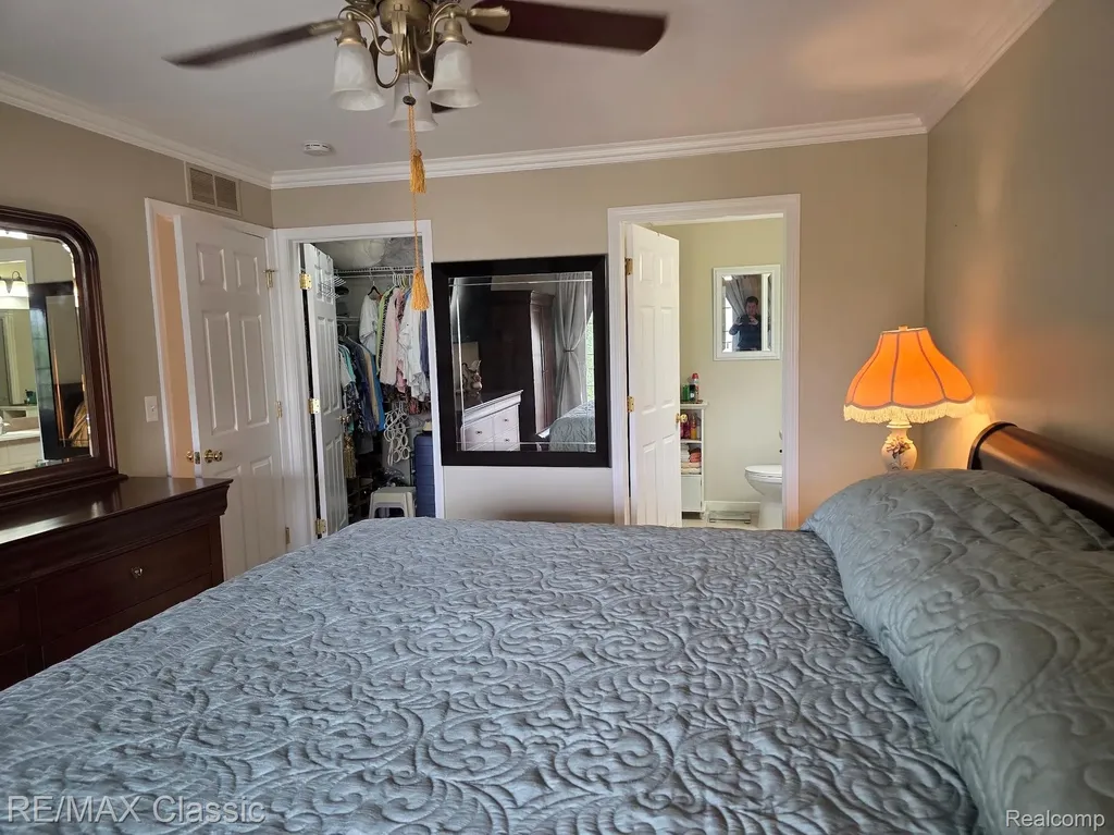 3391 Tremonte Circle S Oakland Charter Township MI 48306