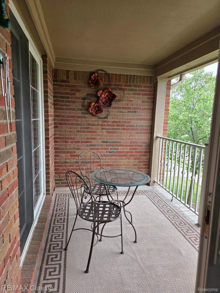 3391 Tremonte Circle S Oakland Charter Township MI 48306