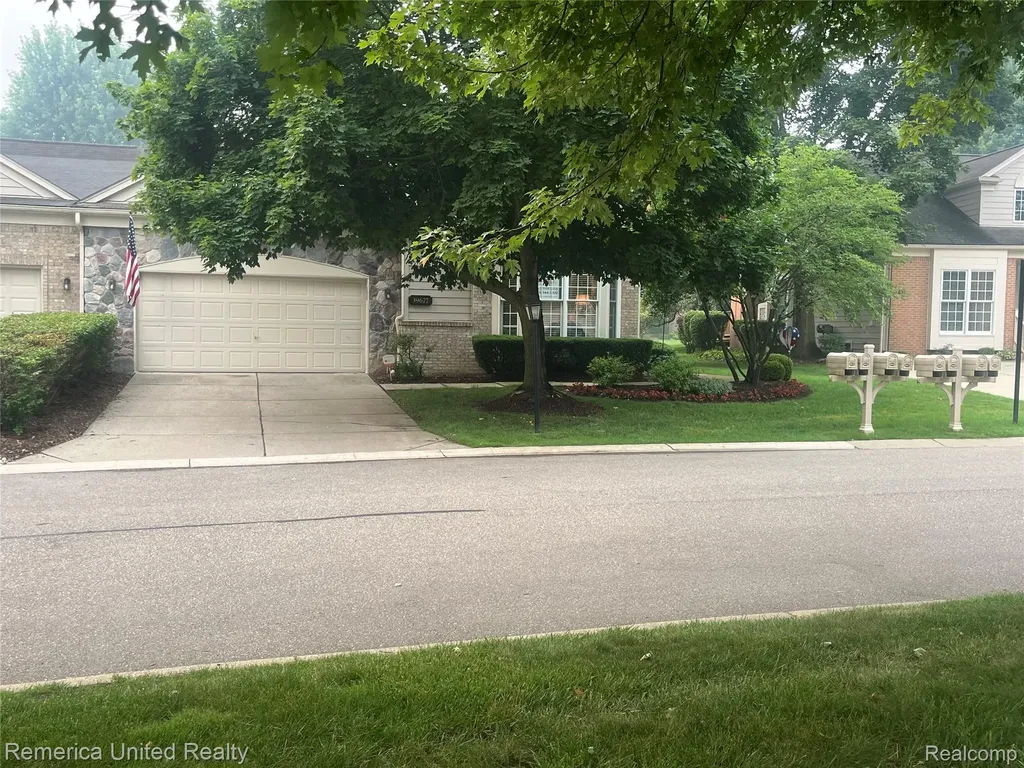 39677 Muirfield Lane Northville Township MI 48168