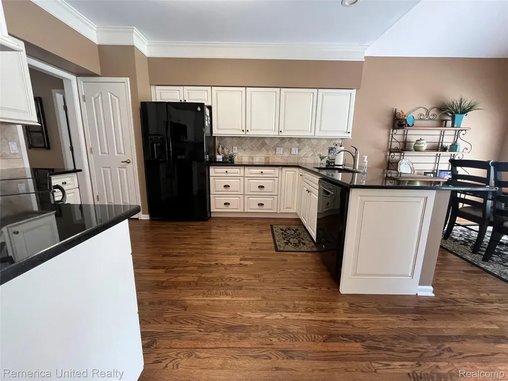 39677 Muirfield Lane Northville Township MI 48168