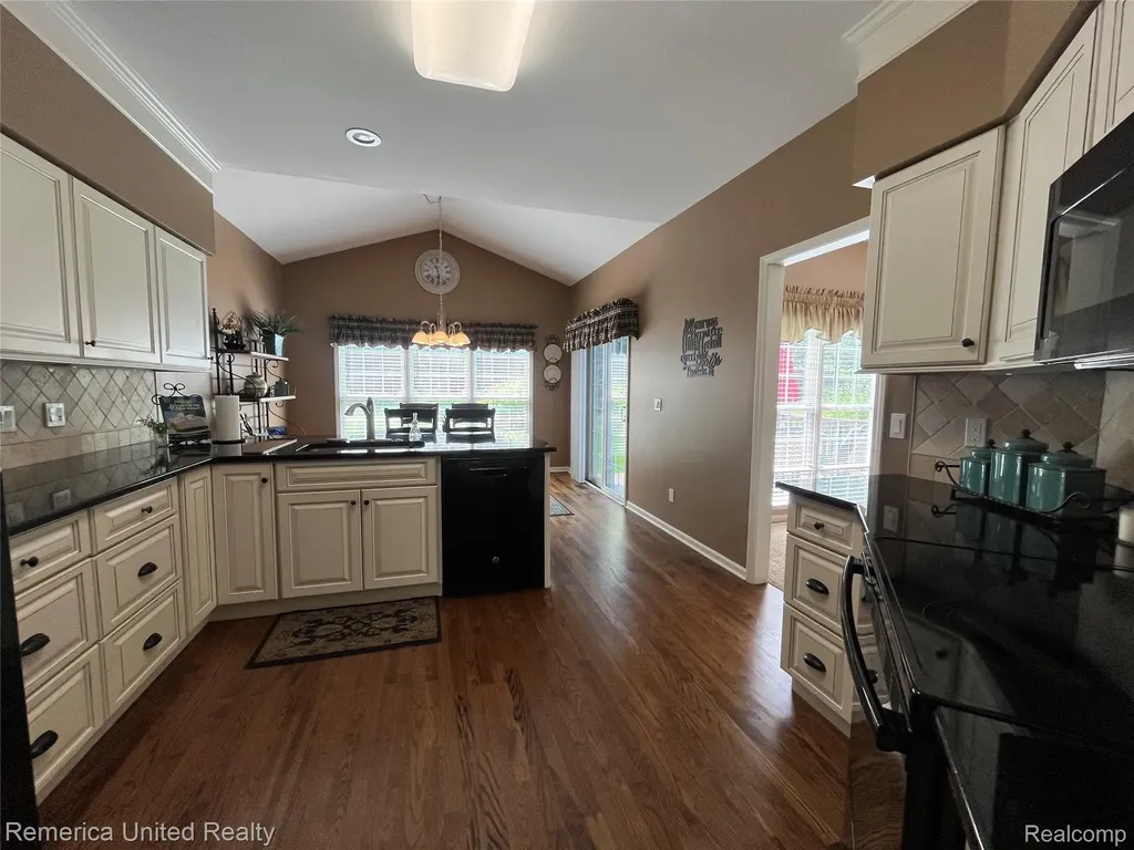 39677 Muirfield Lane Northville Township MI 48168