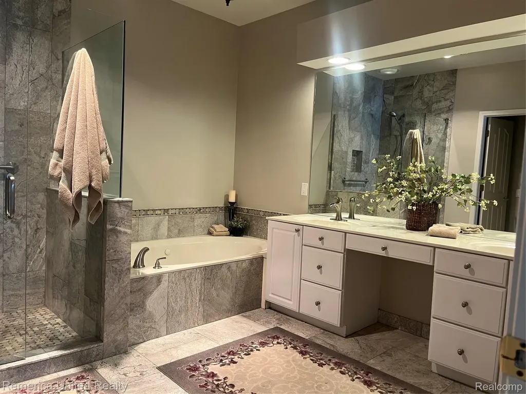 39677 Muirfield Lane Northville Township MI 48168