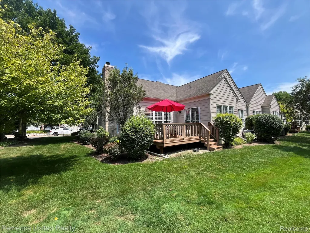 39677 Muirfield Lane Northville Township MI 48168