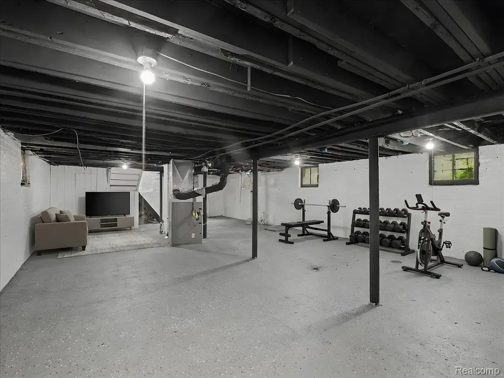 14250 Elmdale Street Detroit City MI 48213