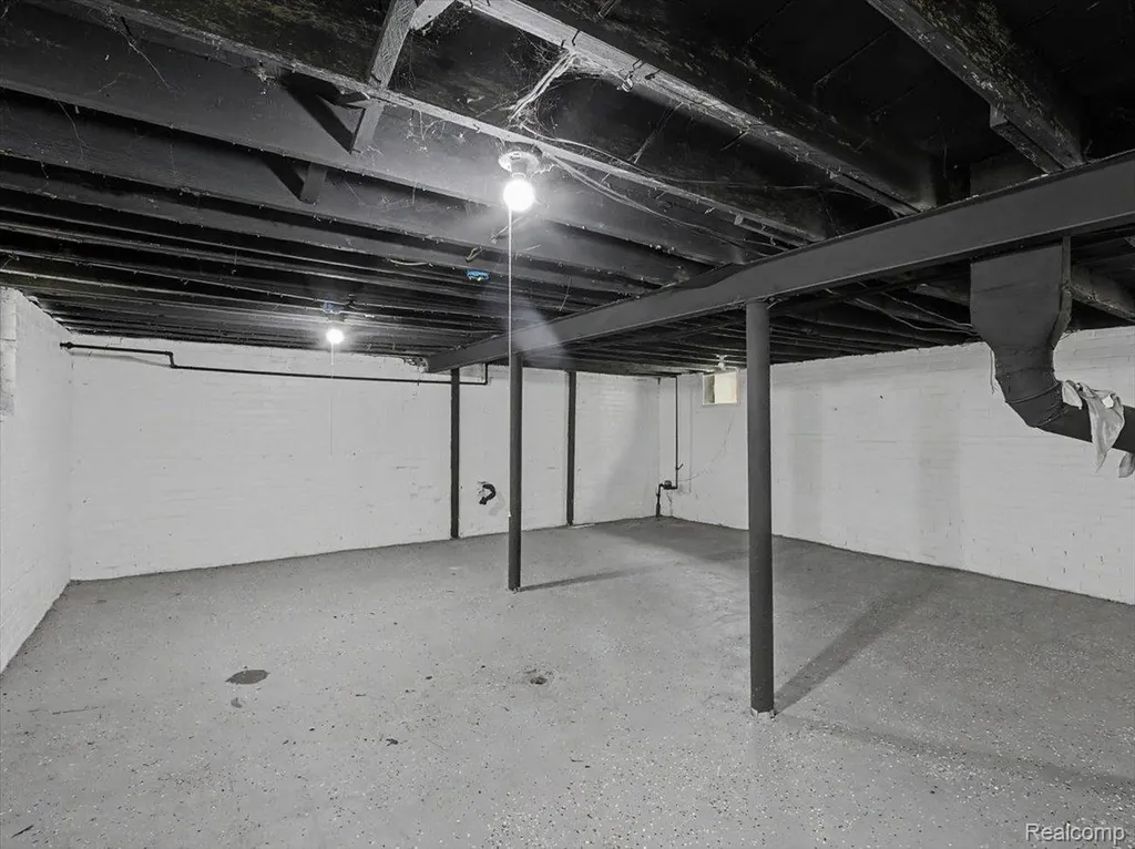 14250 Elmdale Street Detroit City MI 48213