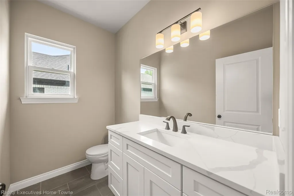 34823 Cardinal Lane Richmond City MI 48062