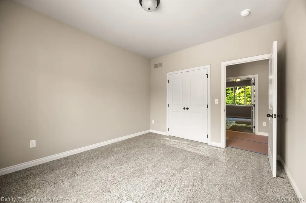 34823 Cardinal Lane Richmond City MI 48062