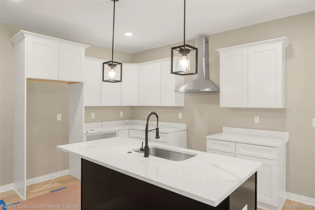 34823 Cardinal Lane Richmond City MI 48062