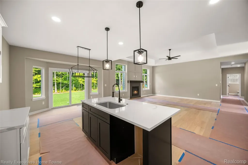 34823 Cardinal Lane Richmond City MI 48062