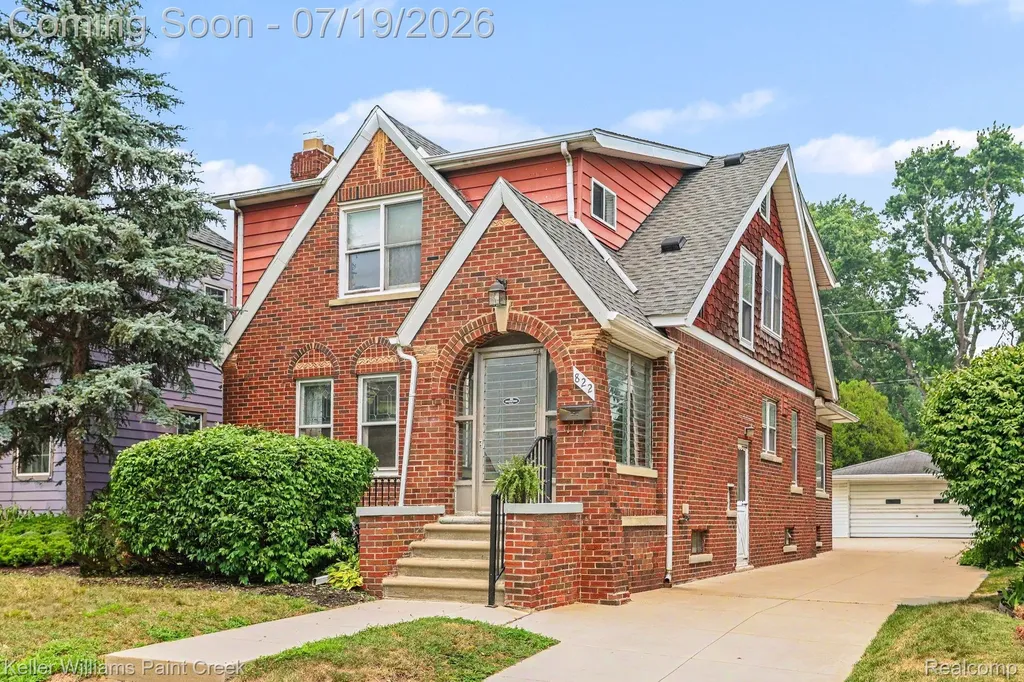 822 W Breckenridge Street Ferndale City MI 48220