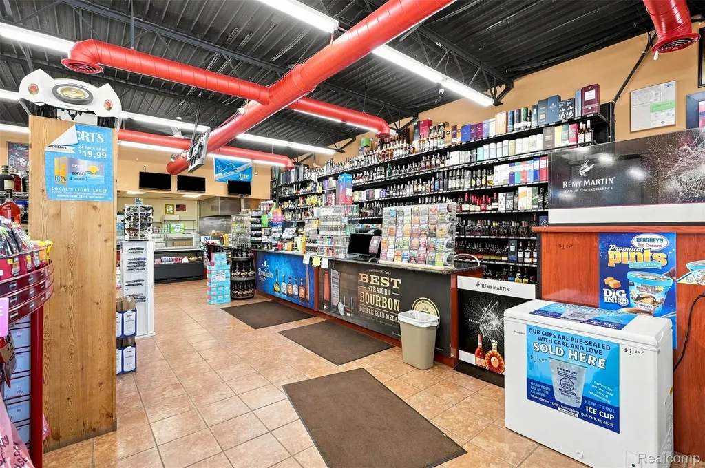 32640 Utica Road Fraser City MI 48026